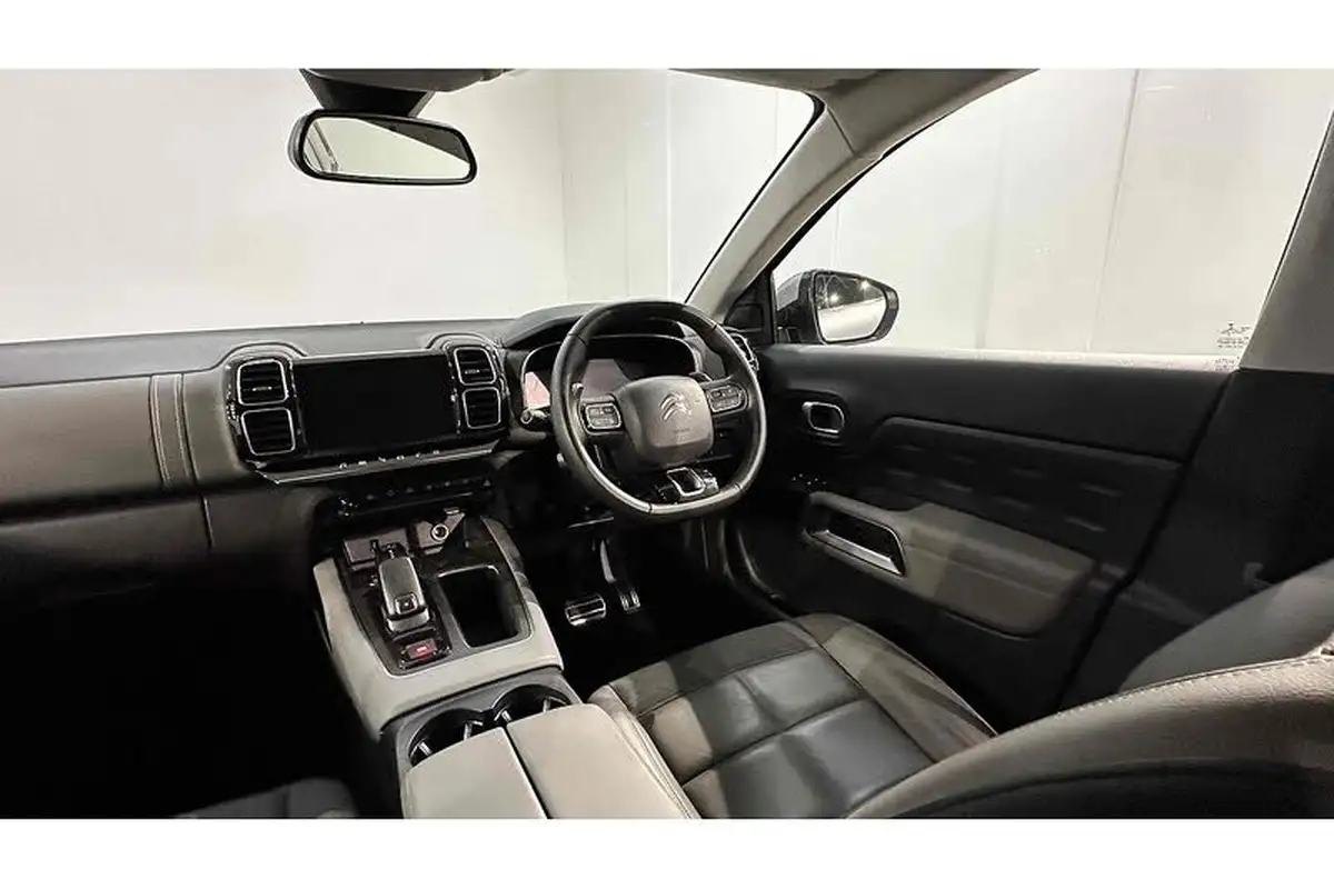 2020-citroen-c5-aircross-12-puretech-flair-plus-eat8-big-24