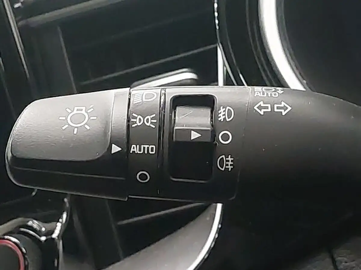 2023-kia-xceed-15-t-gdi-3-158bhp-big-13