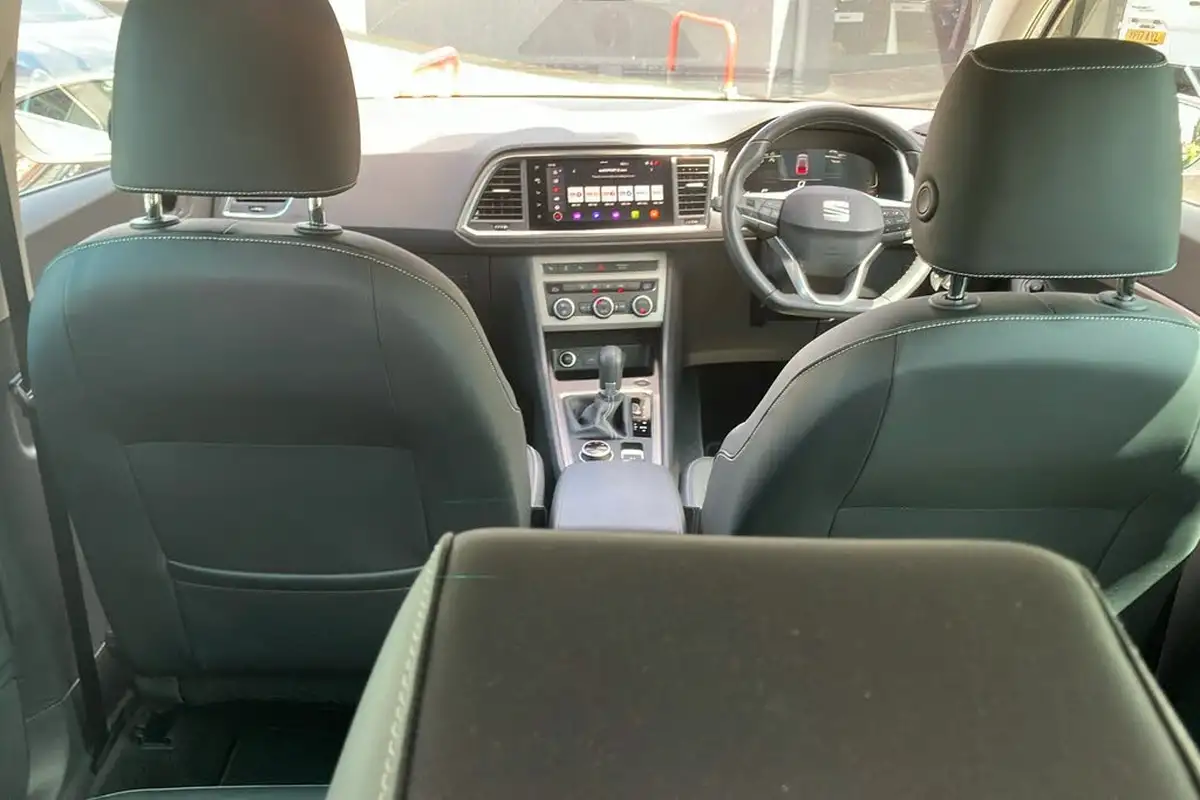 2024-seat-ateca-15-ecotsi-xperience-dsg-big-10