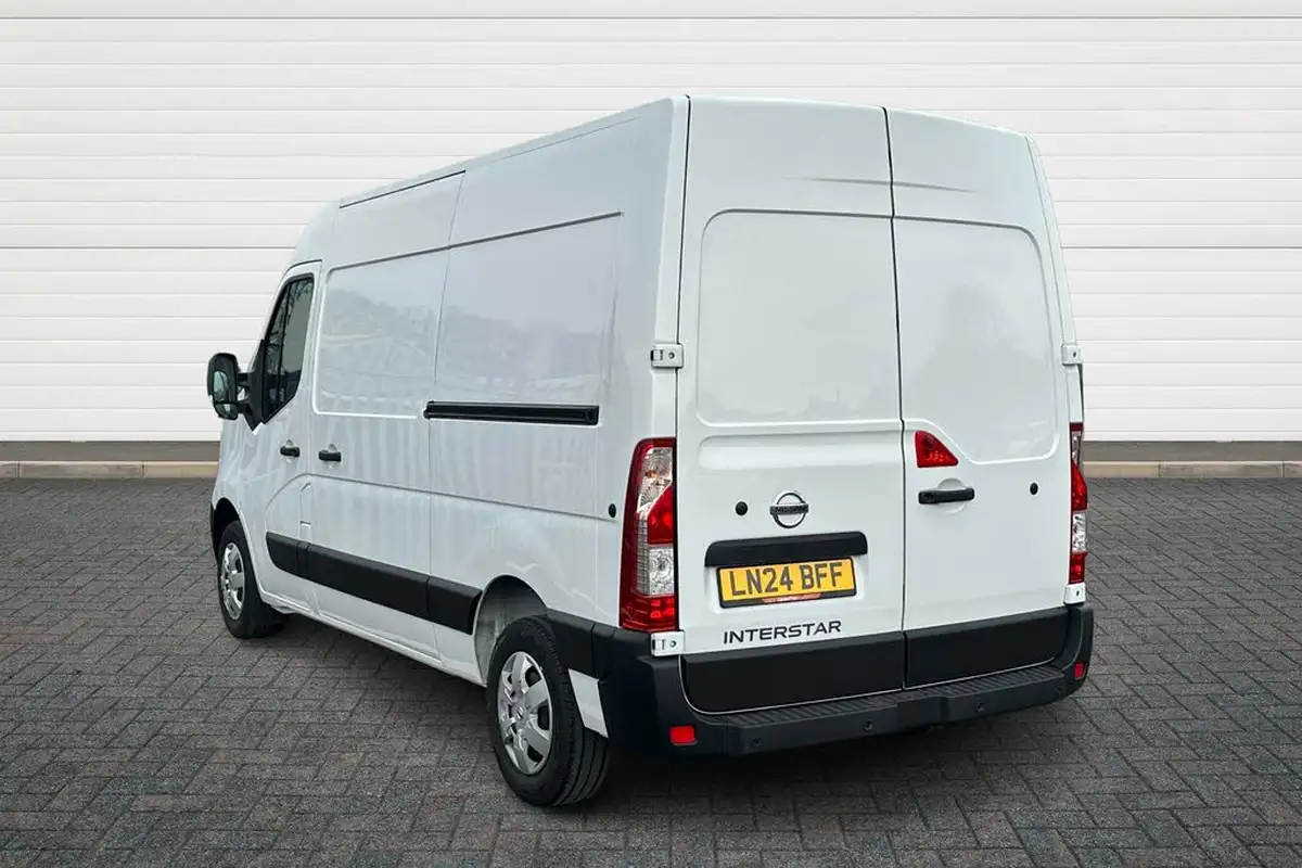2024-nissan-interstar-23dci-f35-l2h2-acenta-150pseu6d-big-10