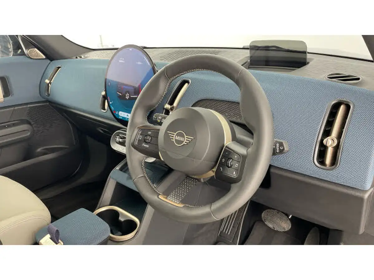 2024-mini-countryman-e-cooper-e-exclusive-big-5