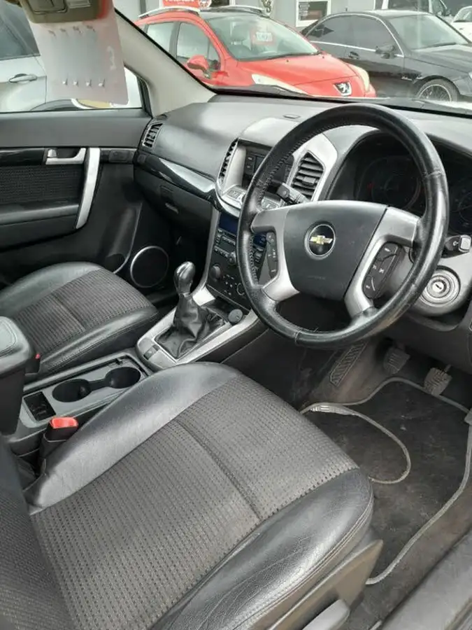 2012-chevrolet-captiva-22td-lt-22vcdi-4x4-big-8