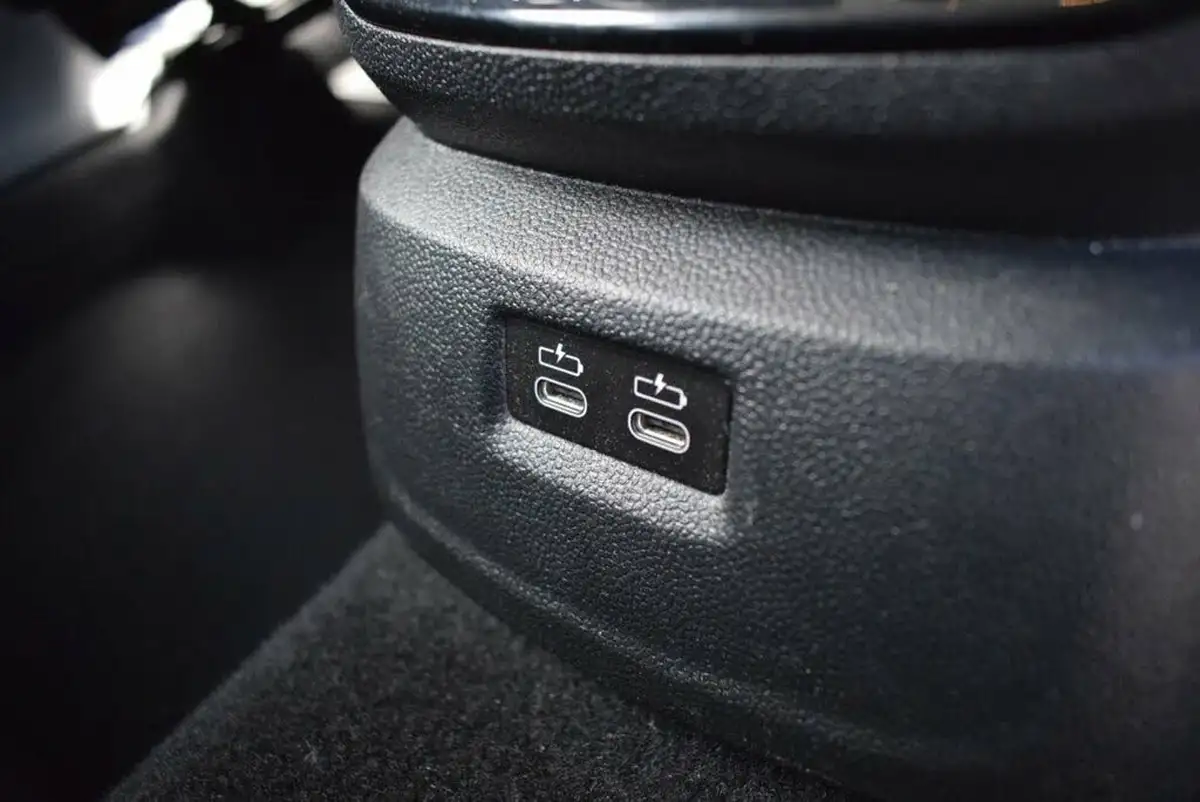 2019-mini-countryman-20-cooper-s-classic-auto-big-23