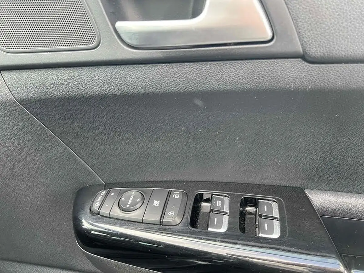 2019-kia-sportage-16-gdi-2-big-32