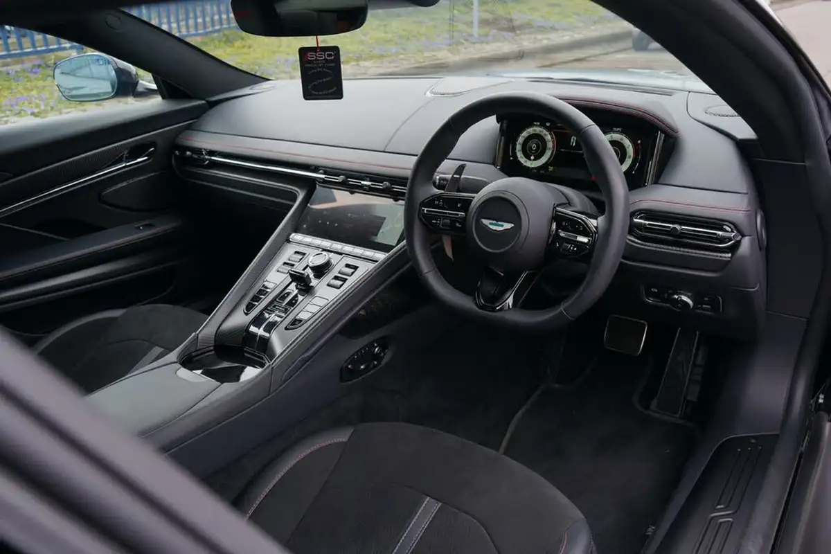 2024-aston-martin-db12-40-v8-auto-euro-6-ss-2dr-big-14