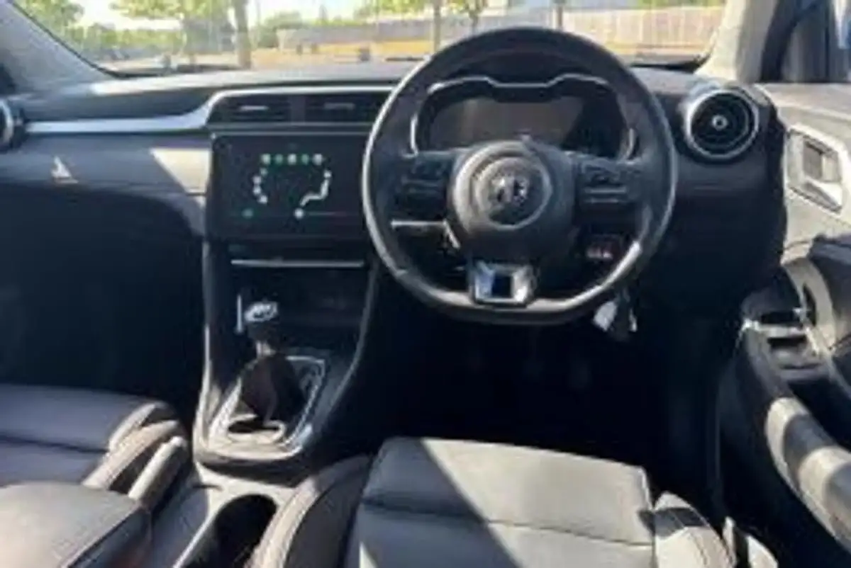 2024-mg-zs-suv-15-vti-tech-exclusive-big-2