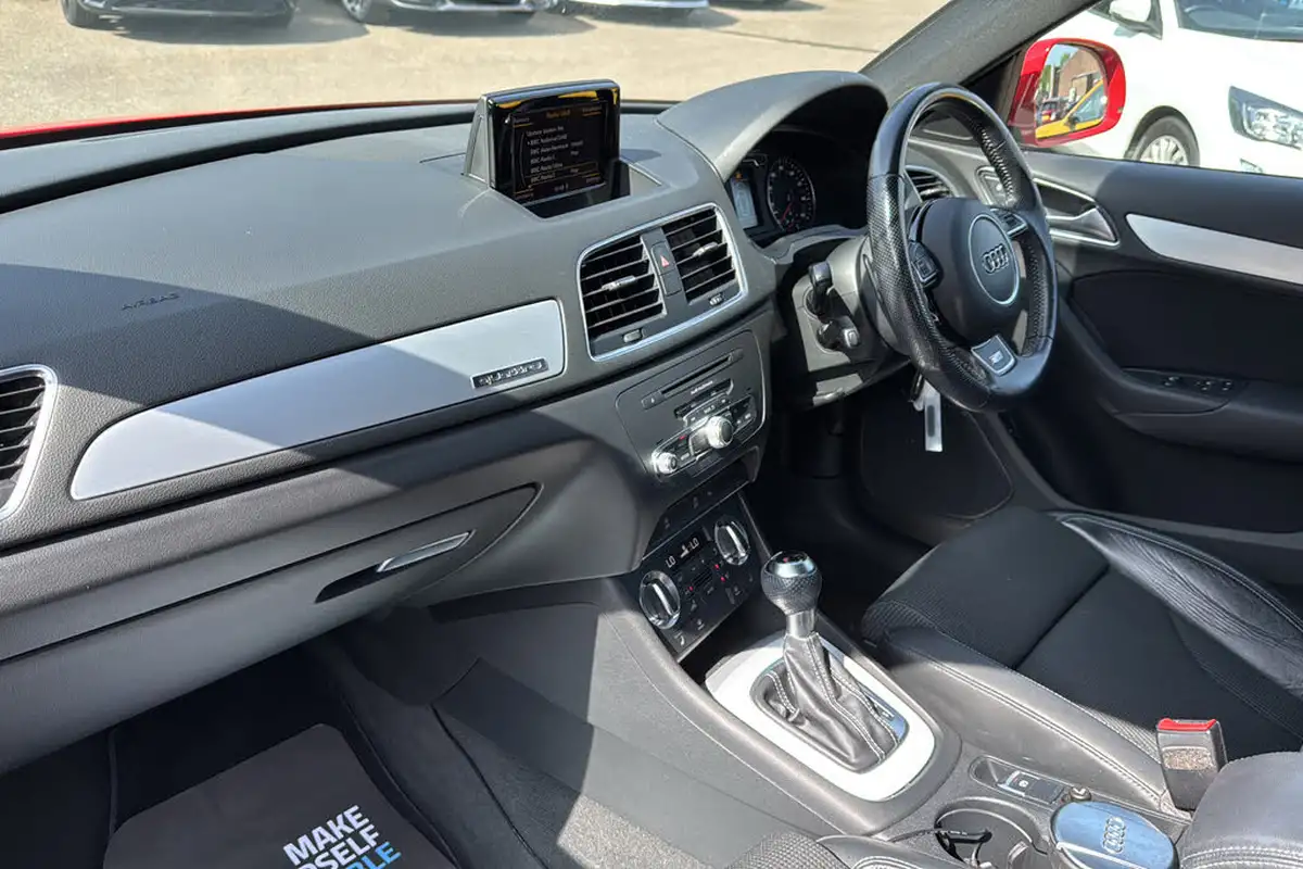 2014-audi-q3-20-quattro-s-line-169ps-tronic-big-9