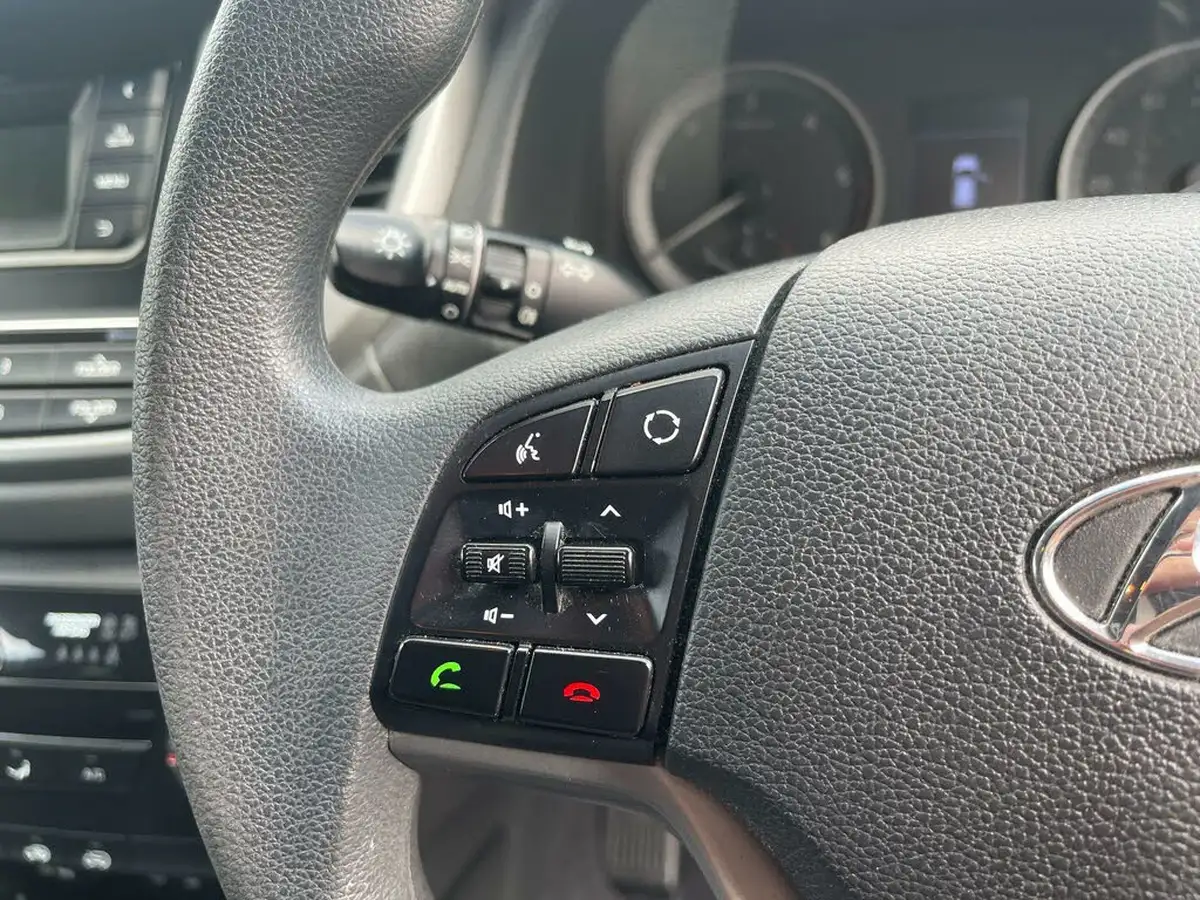 2018-hyundai-tucson-17crdi-blue-drive-s-big-23