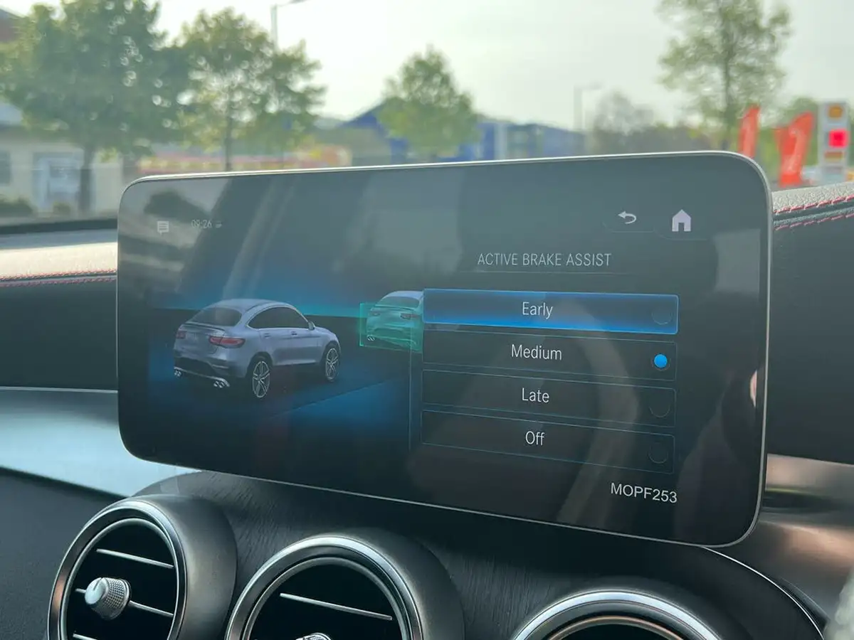 2020-mercedes-benz-glc-class-30-glc-amg-43-coupe-4d-big-45