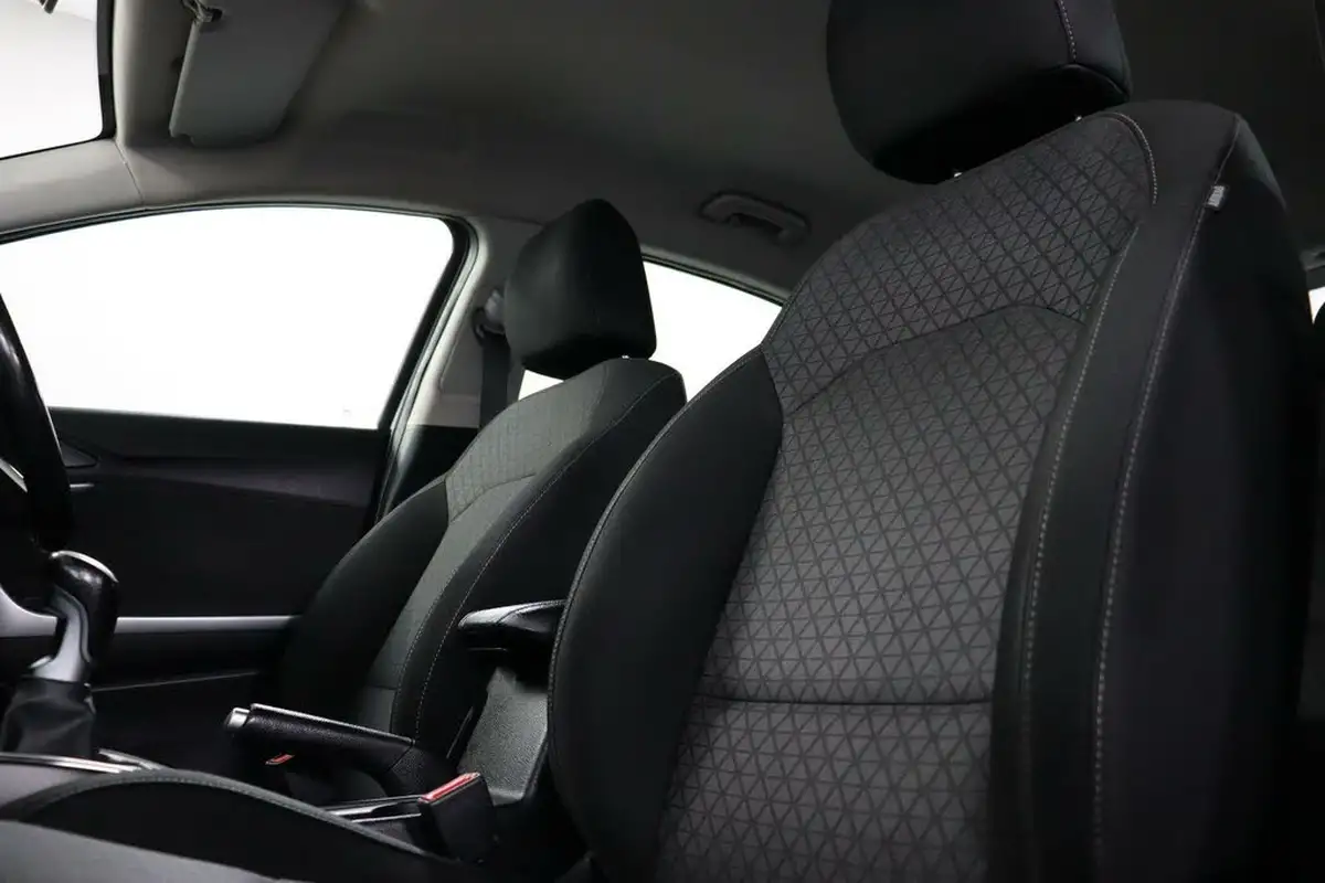 2019-kia-ceed-16crdi-2-eco-hatchback-big-34