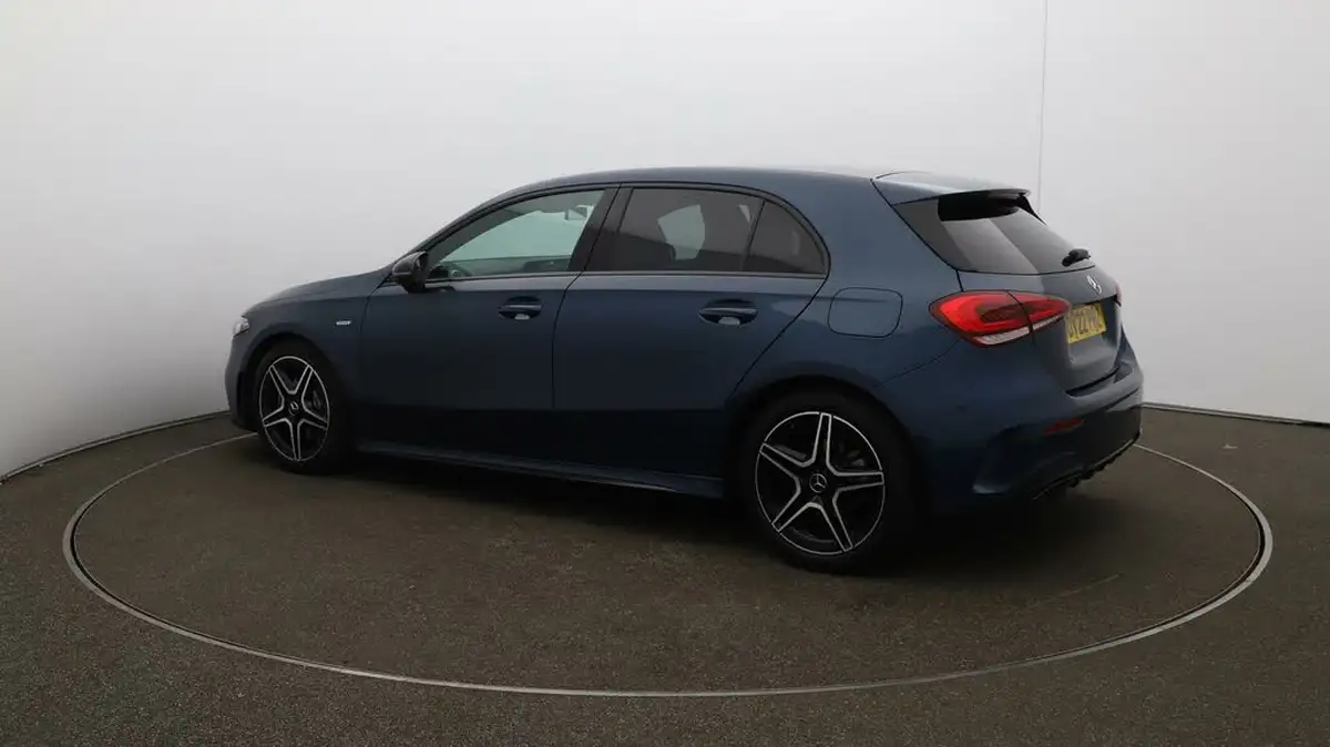 2022-mercedes-benz-a-class-13-a180-amg-line-executive-edition-hatchback-5d-7g-dct-big-27