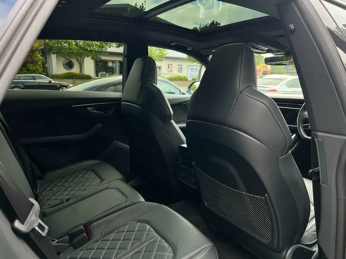 2020-audi-sq8-40tdi-big-24