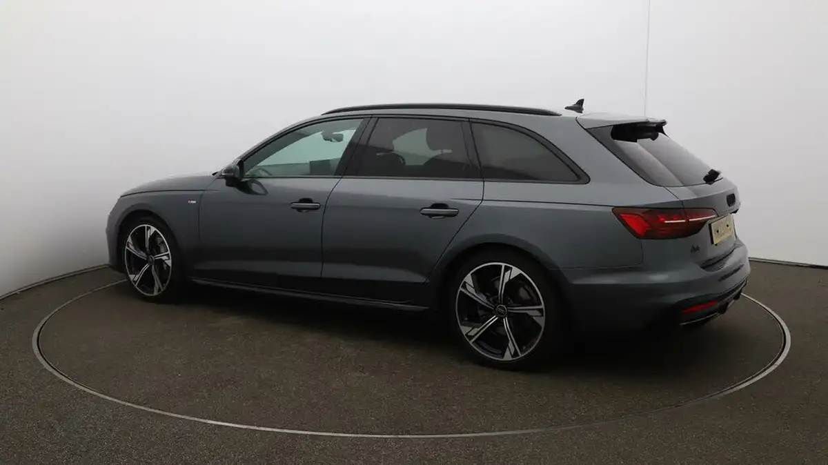 2023-audi-a4-avant-20-40-tdi-black-edition-big-36
