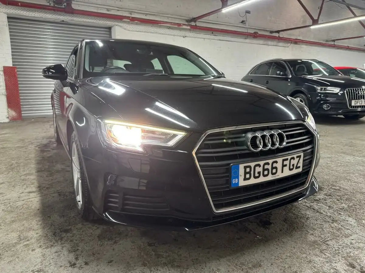 2016-audi-a3-10-tfsi-se-hatchback-3d-big-7