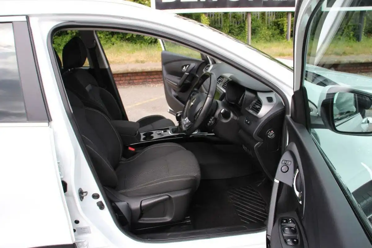 2016-renault-kadjar-12-tce-dynamique-nav-ss-big-18