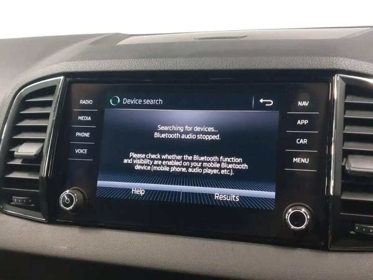 2020-skoda-karoq-15-tsi-se-technology-big-17