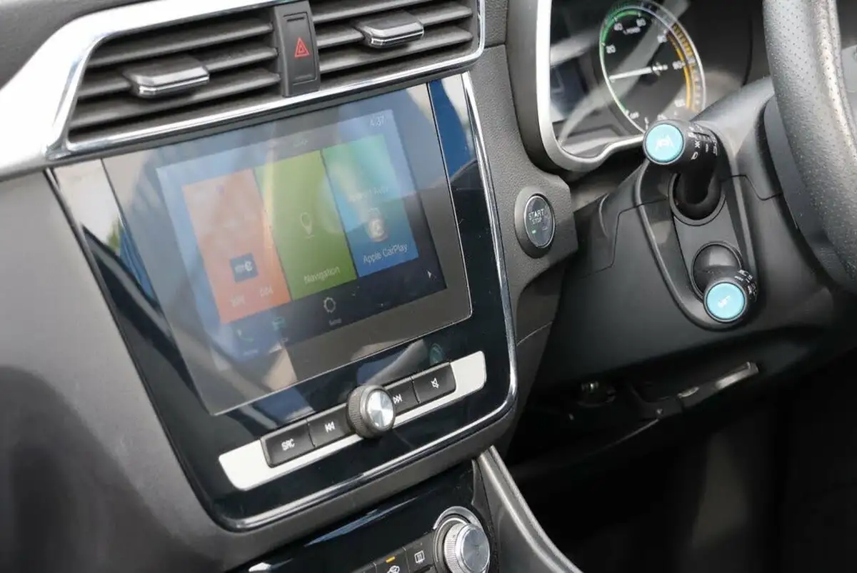 2020-mg-zs-suv-e-exclusive-ev-big-12