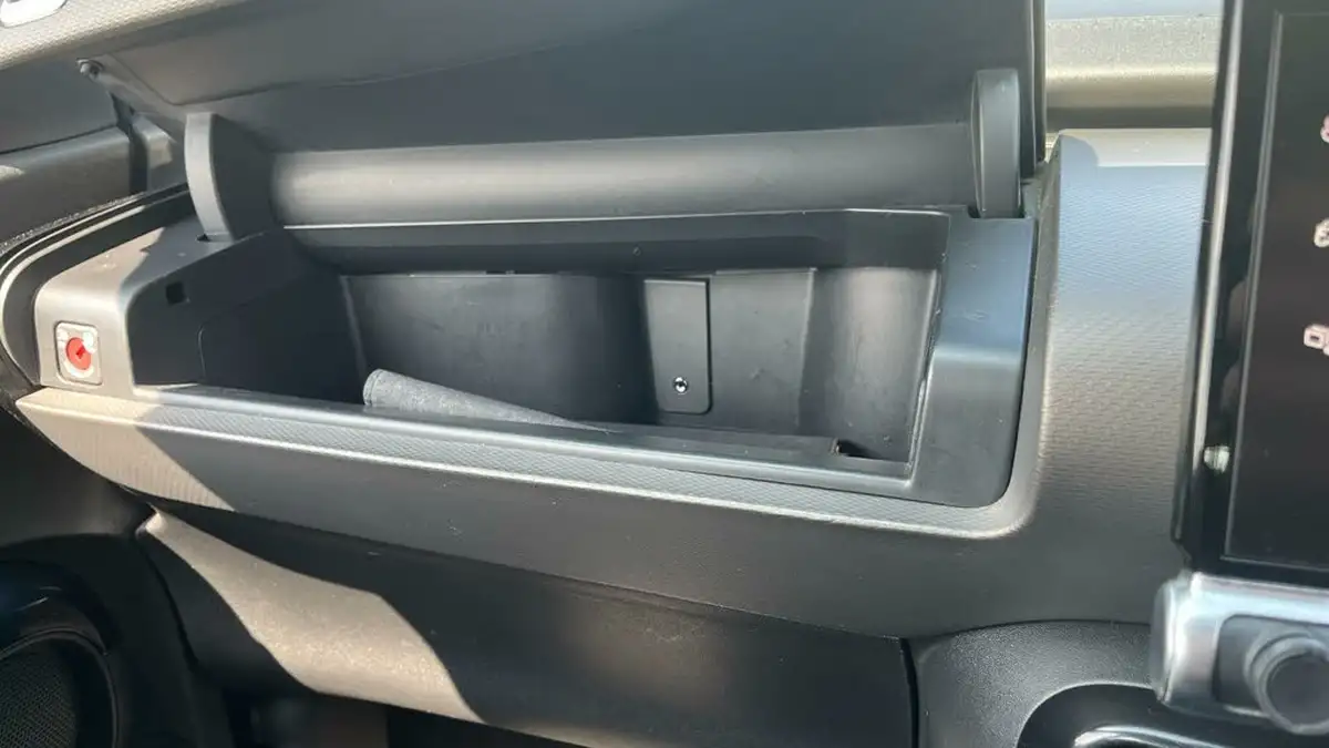 2016-citroen-c4-cactus-12-puretech-touch-big-29