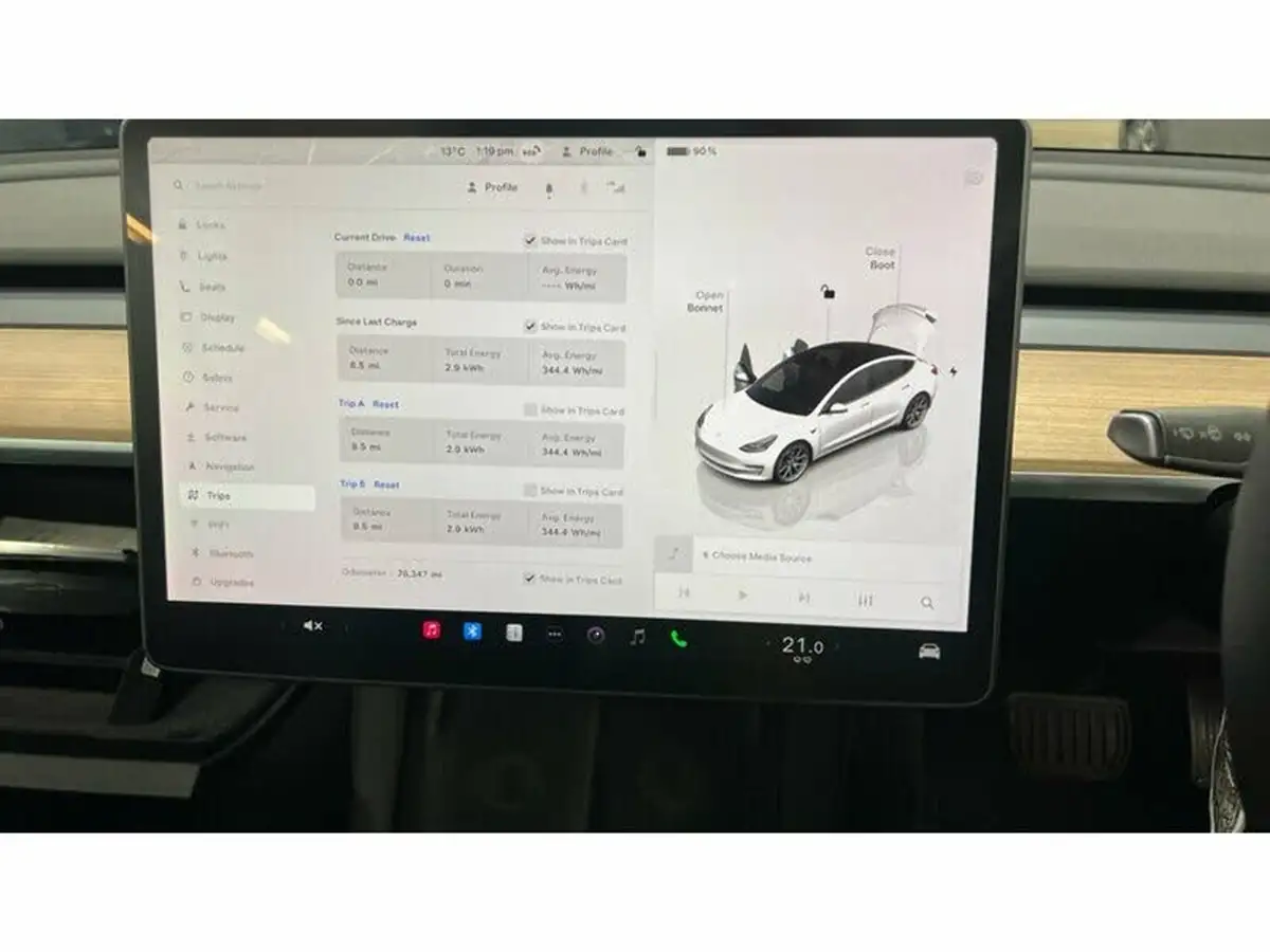 2022-tesla-model-3-e-long-range-big-5