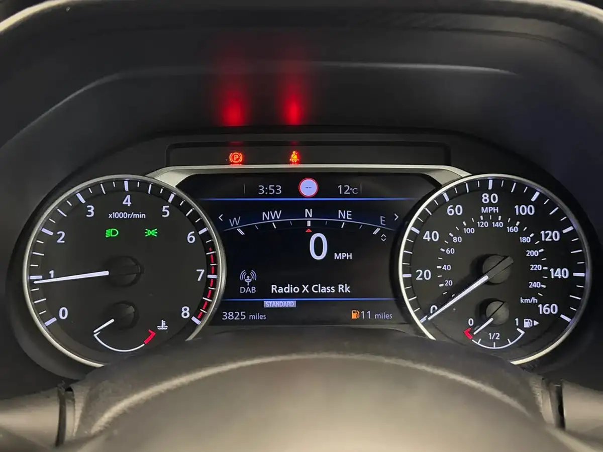 2024-nissan-juke-10-dig-t-n-connecta-big-25