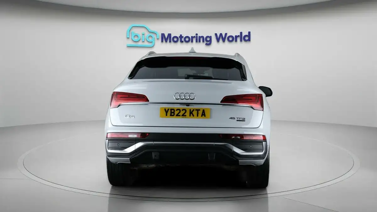 2022-audi-q5-20-45-tfsi-s-line-sportback-big-5