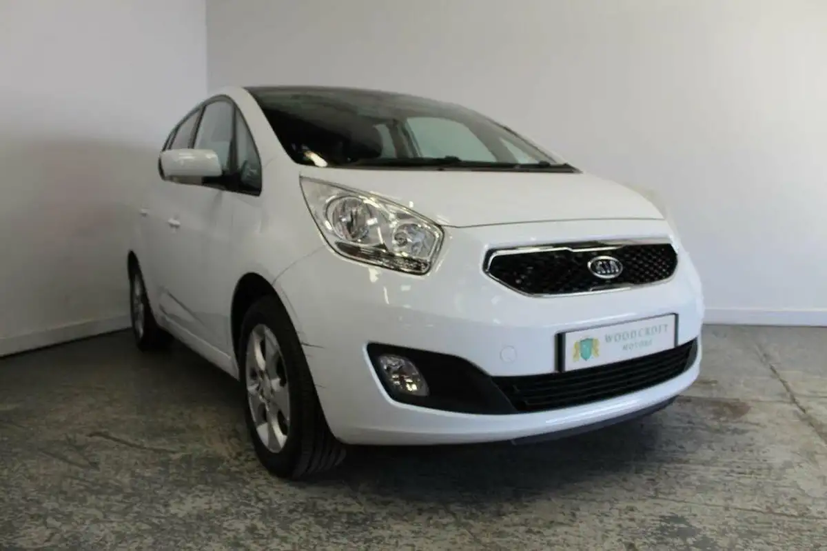 2011-kia-venga-16-3-auto-big-0
