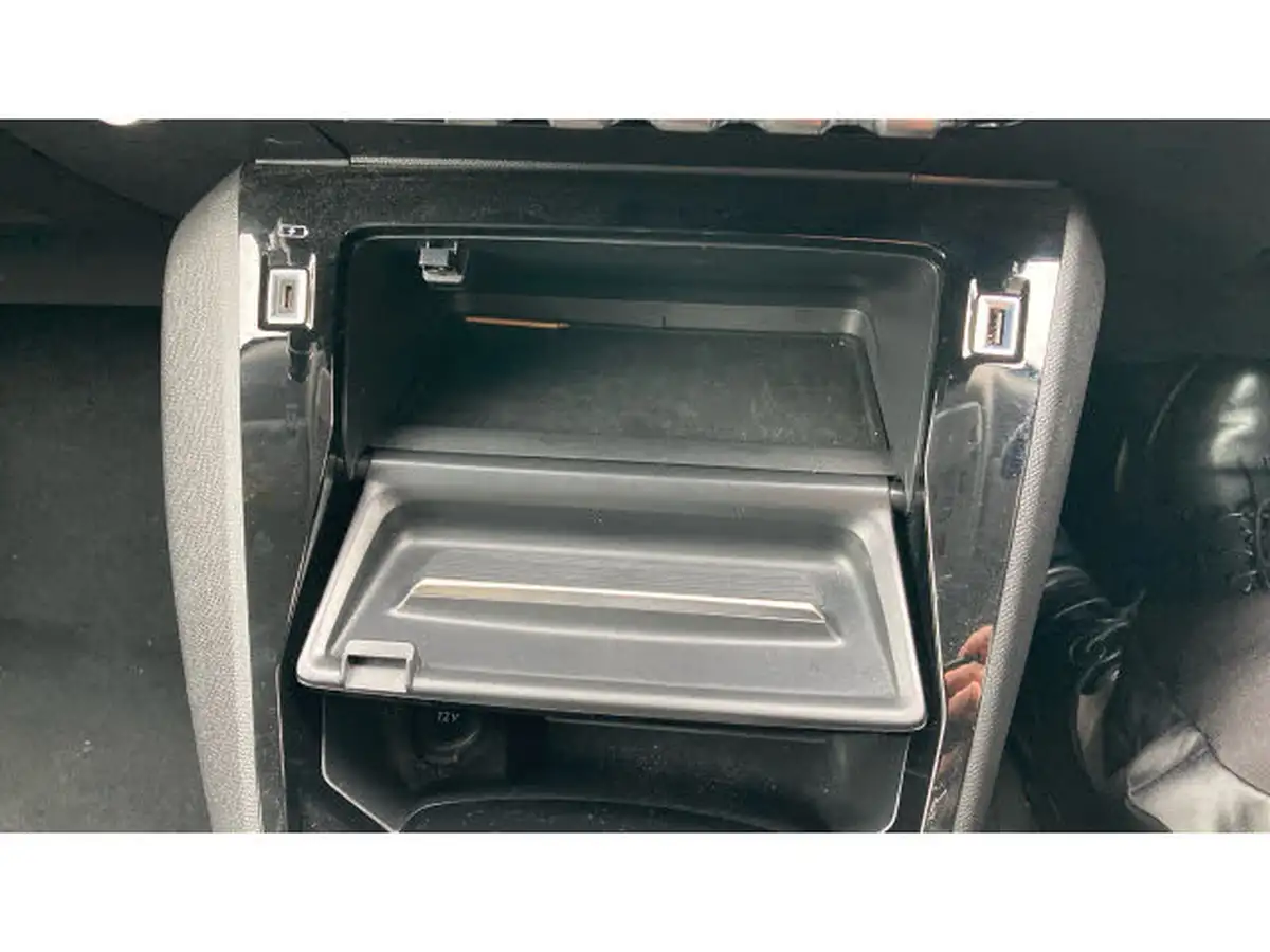2021-peugeot-2008-suv-e-allure-premium-big-32