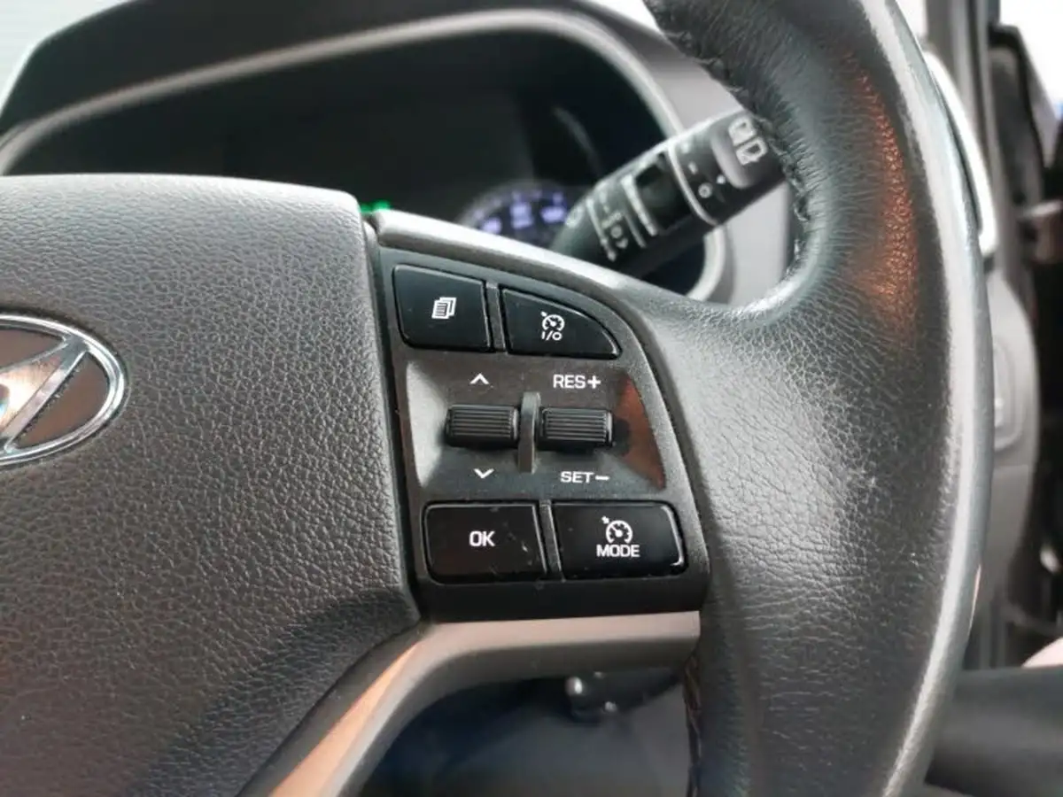 2019-hyundai-tucson-16-gdi-se-nav-big-13