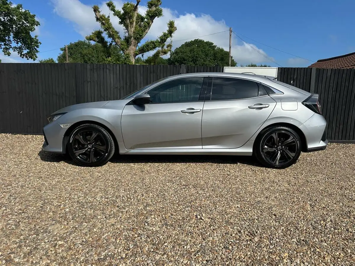 2018-honda-civic-10-vtec-turbo-sr-129ps-hatchback-5d-big-2