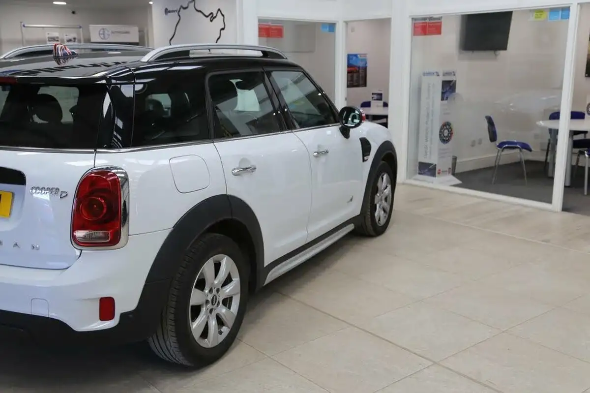 2017-mini-countryman-20td-cooper-d-ss-all4-big-2