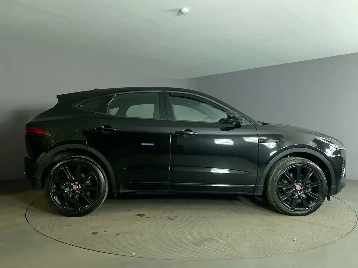 2019-jaguar-e-pace-20-i4d-r-dynamic-s-150ps-big-8