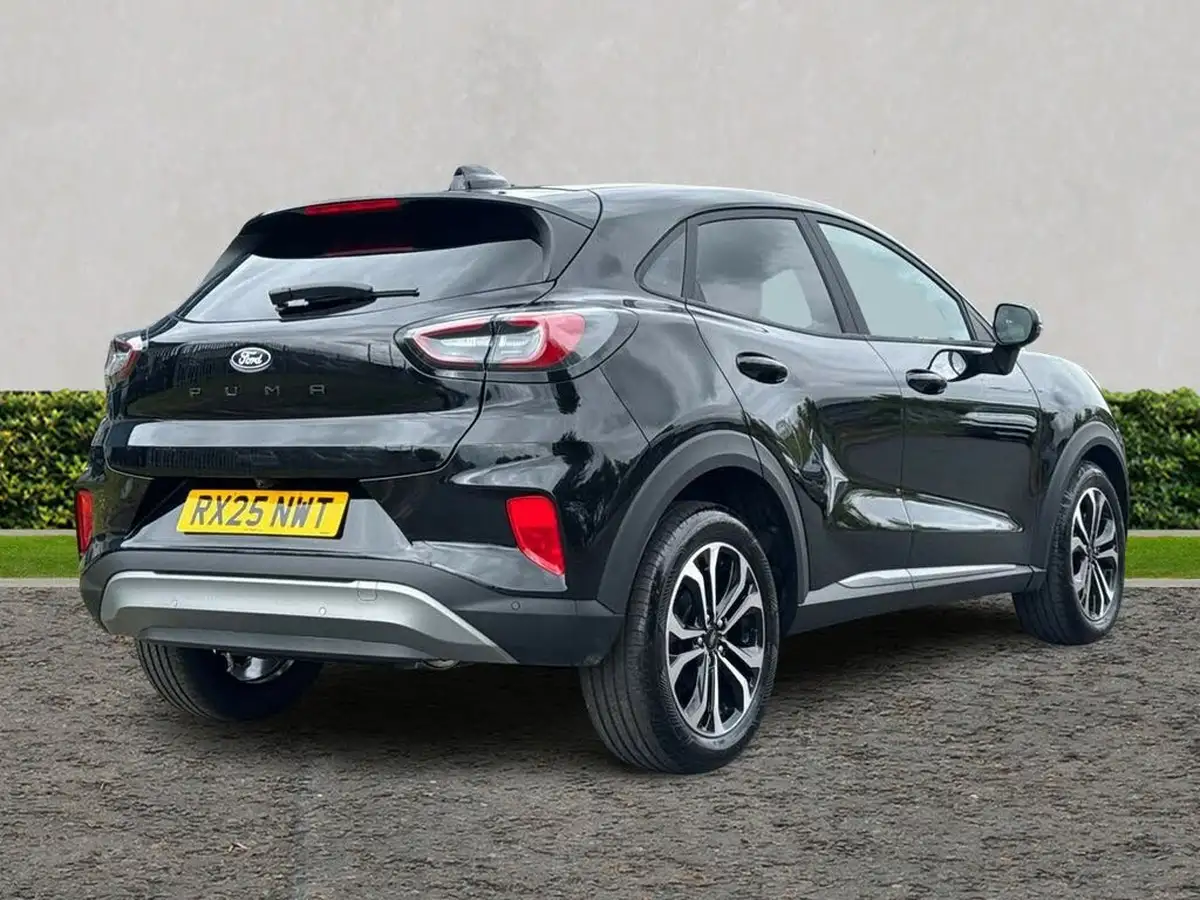 2025-ford-puma-suv-10-titanium-big-2
