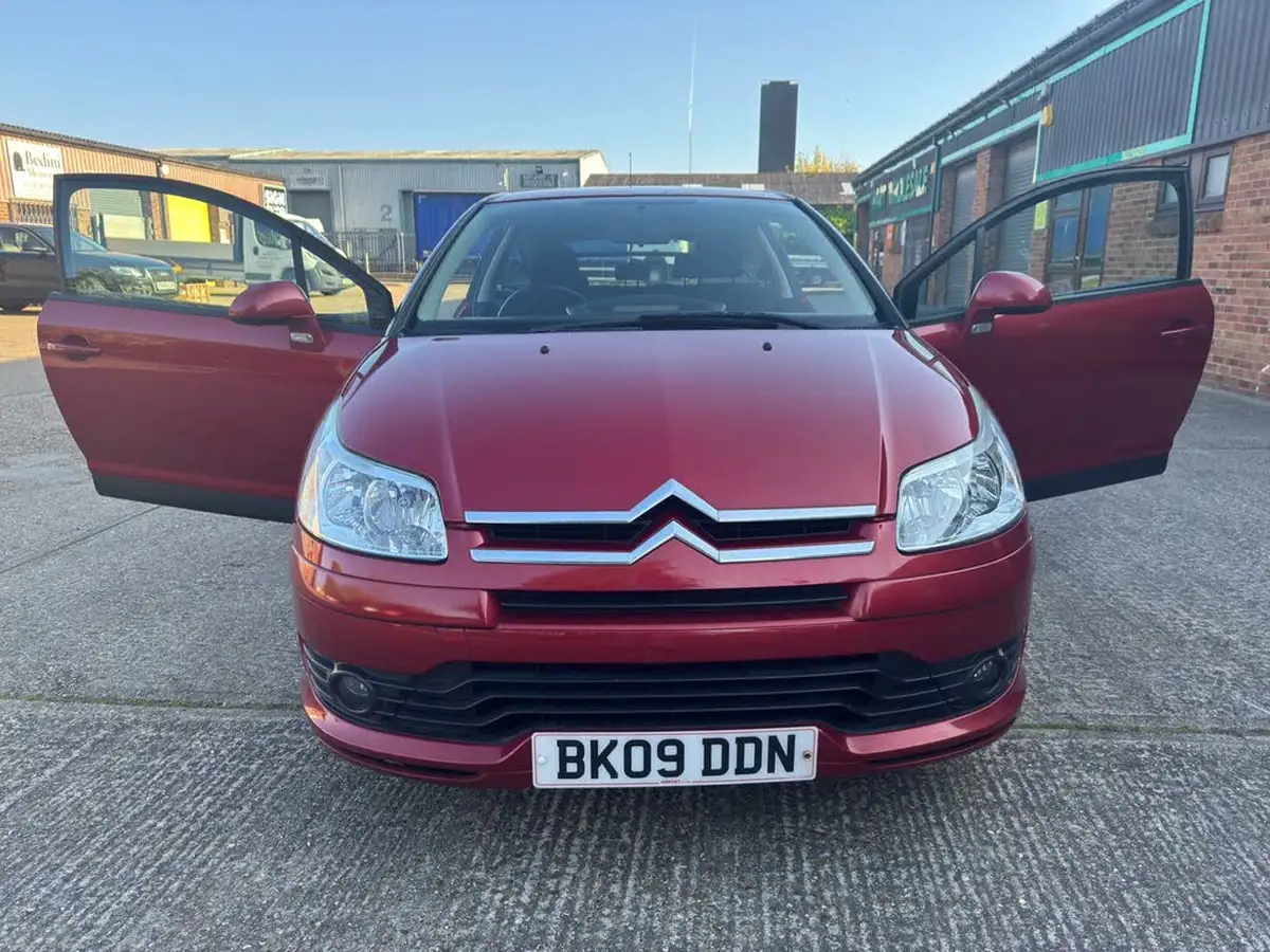 2009-citroen-c4-16-vtr-coupe-3d-1587cc-big-47