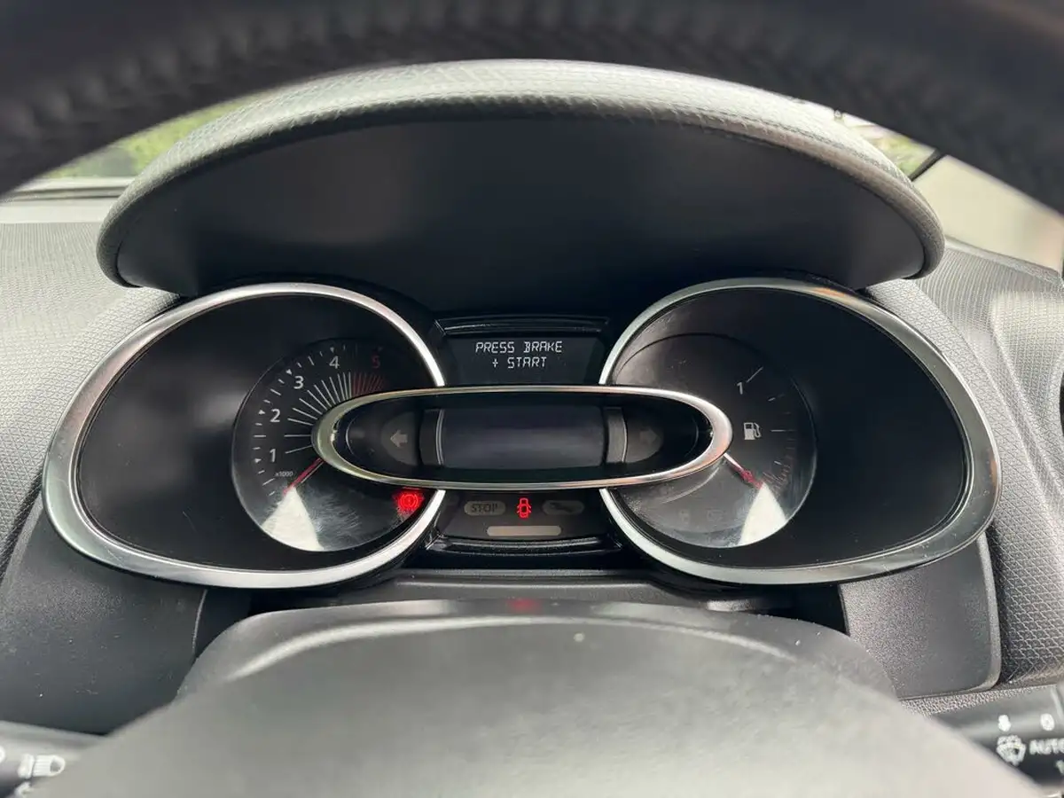 2016-renault-clio-15dci-dynamique-nav-ss-energy-big-9