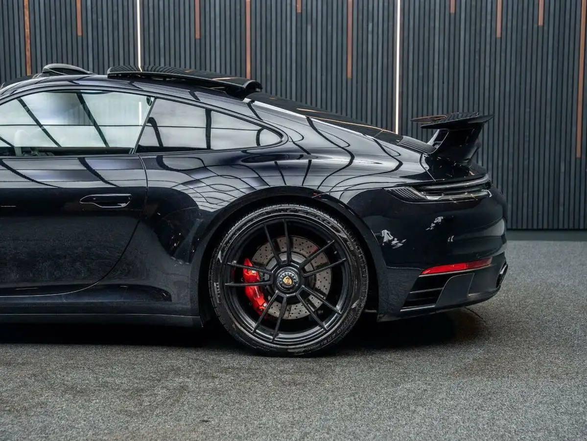 2022-porsche-911-30-carrera-gts-coupe-pdk-big-18