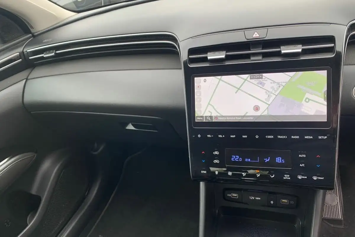 2023-hyundai-tucson-16-t-gdi-ultimate-150ps-big-32