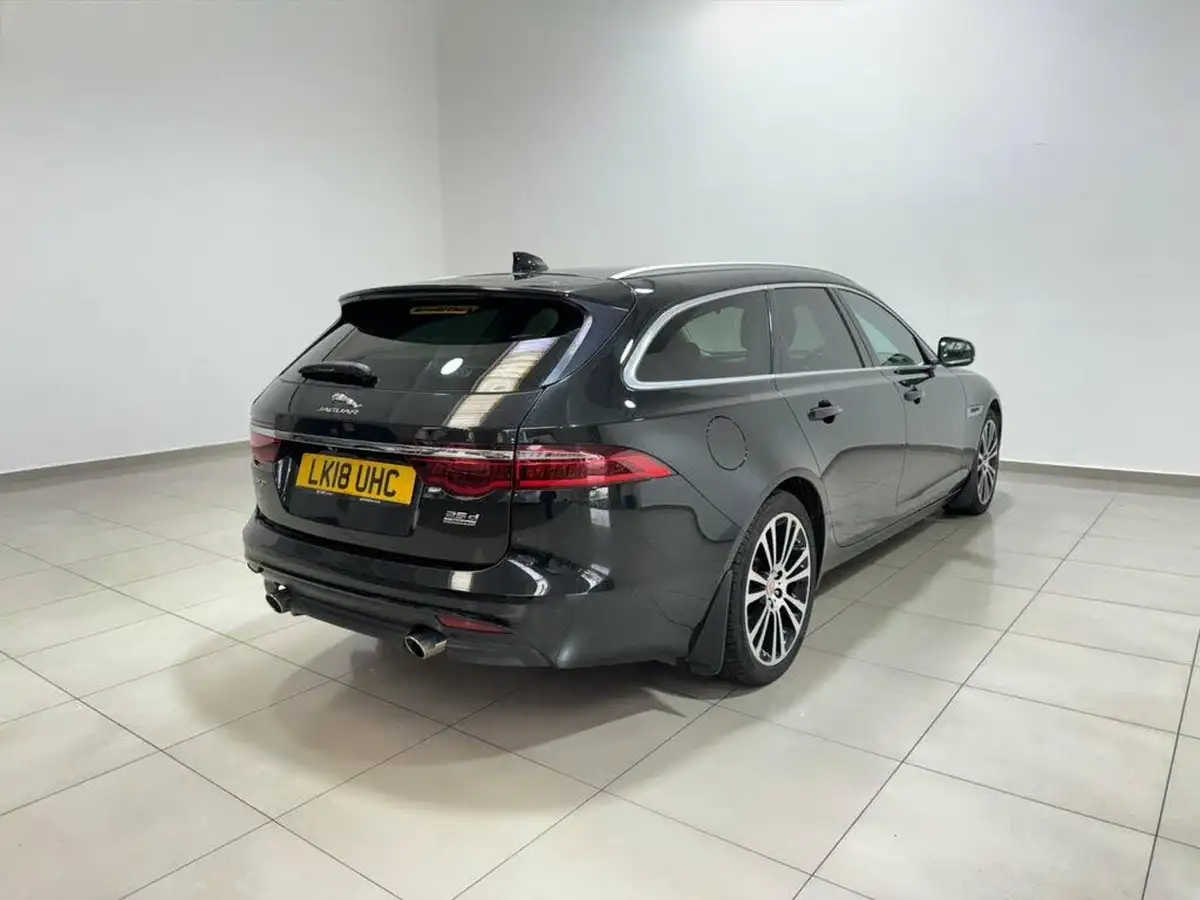 2018-jaguar-xf-20td-portfolio-240ps-awd-sportbrake-5d-1999cc-auto-big-15