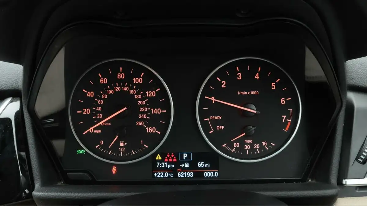 2016-bmw-2-series-15-218i-luxury-gran-tourer-5d-auto-big-9