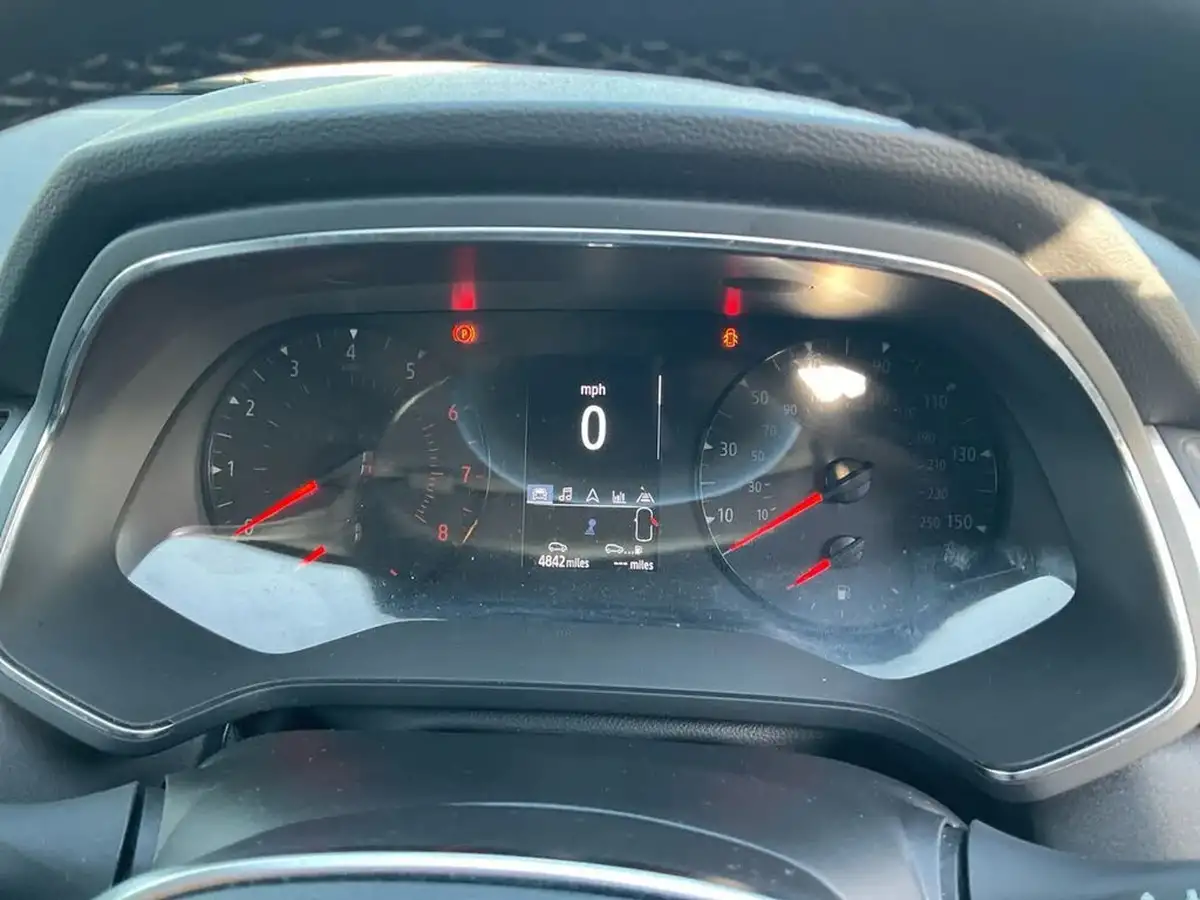 2022-renault-captur-13-tce-iconic-edition-big-11