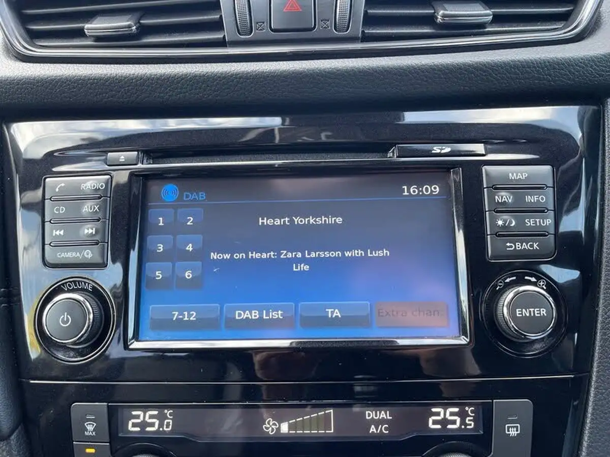 2018-nissan-x-trail-16-dig-t-tekna-big-24