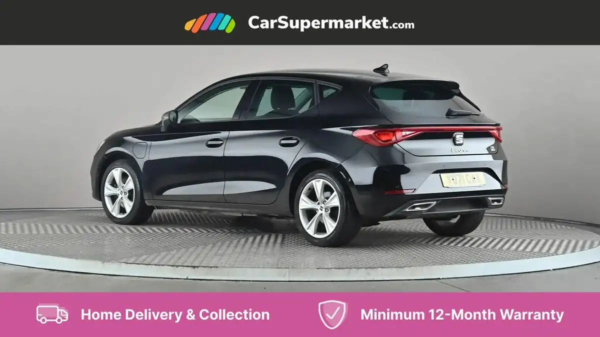 2021-seat-leon-14-e-hybrid-fr-hatchback-big-3