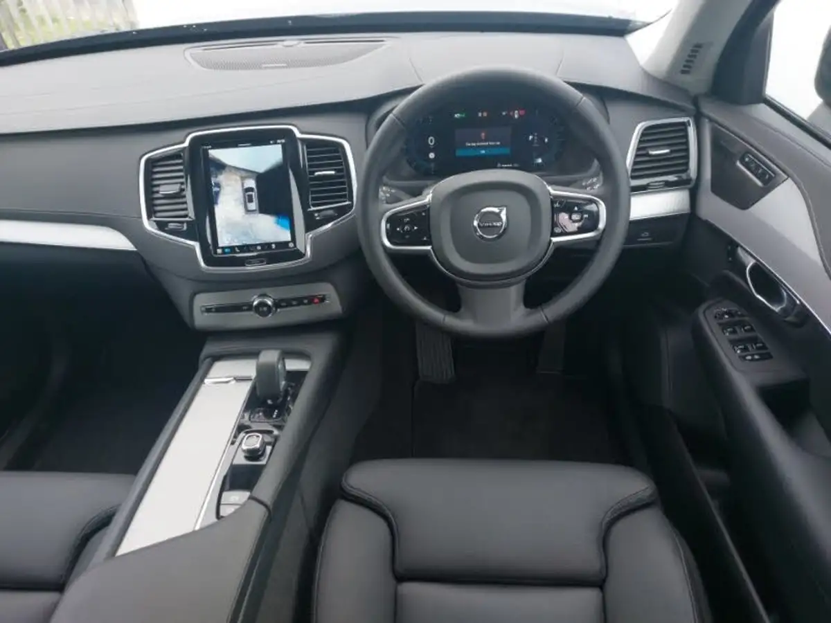 2024-volvo-xc90-20-b5-r-design-big-6