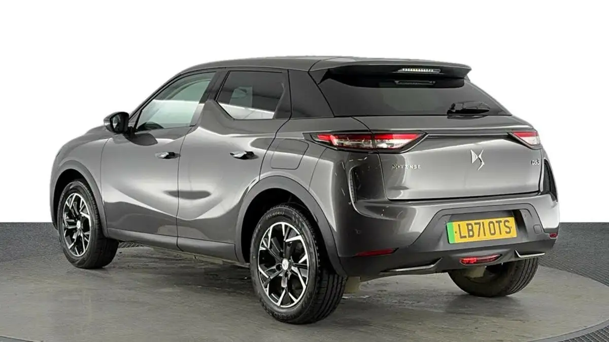 2021-ds-ds-3-crossback-e-tense-prestige-big-5