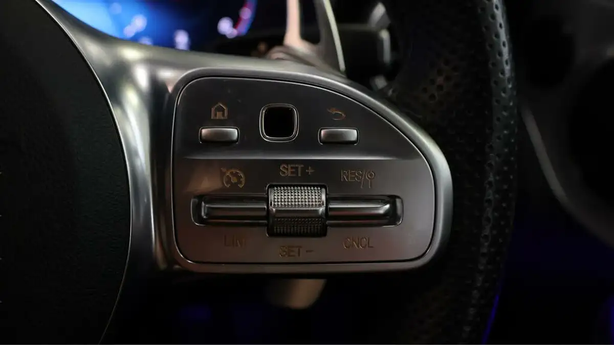 2020-mercedes-benz-c-class-20d-c220d-amg-line-premium-coupe-2d-big-22