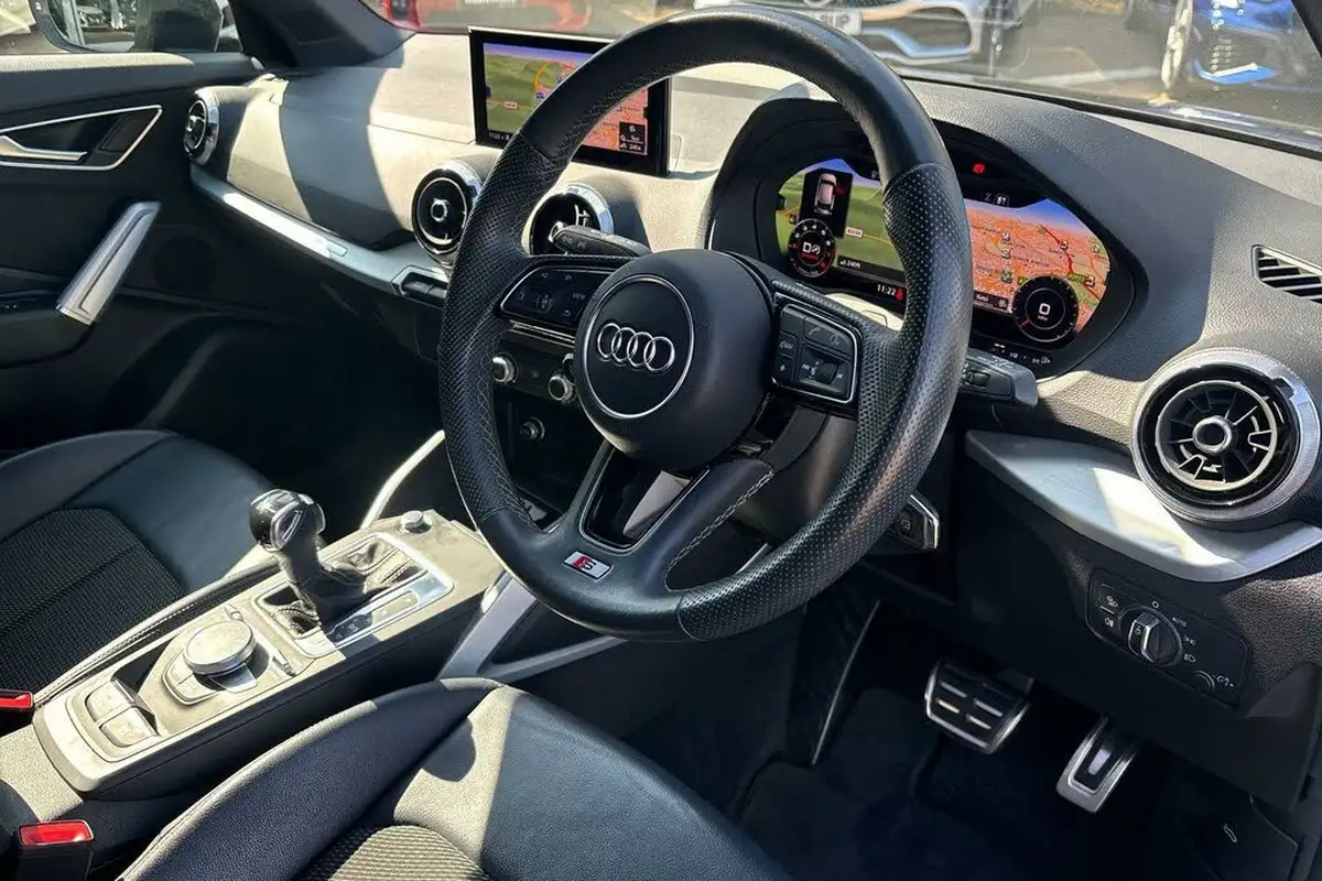 2021-audi-q2-15-35-tfsi-s-line-tronic-big-24