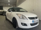 2012-suzuki-swift-12-attitude-3d-small-2