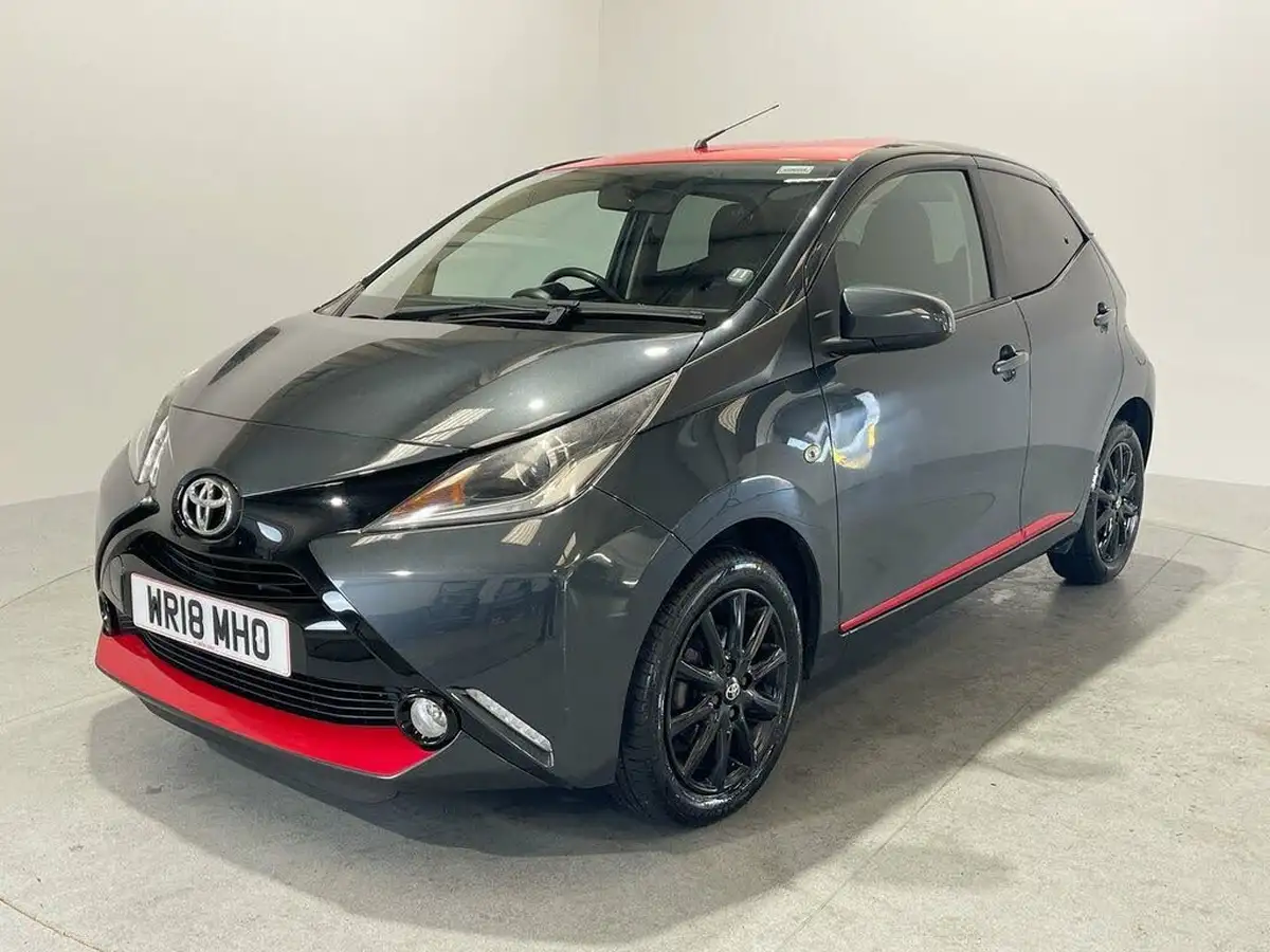 2018-toyota-aygo-10-vvt-i-x-press-71bhp-big-0