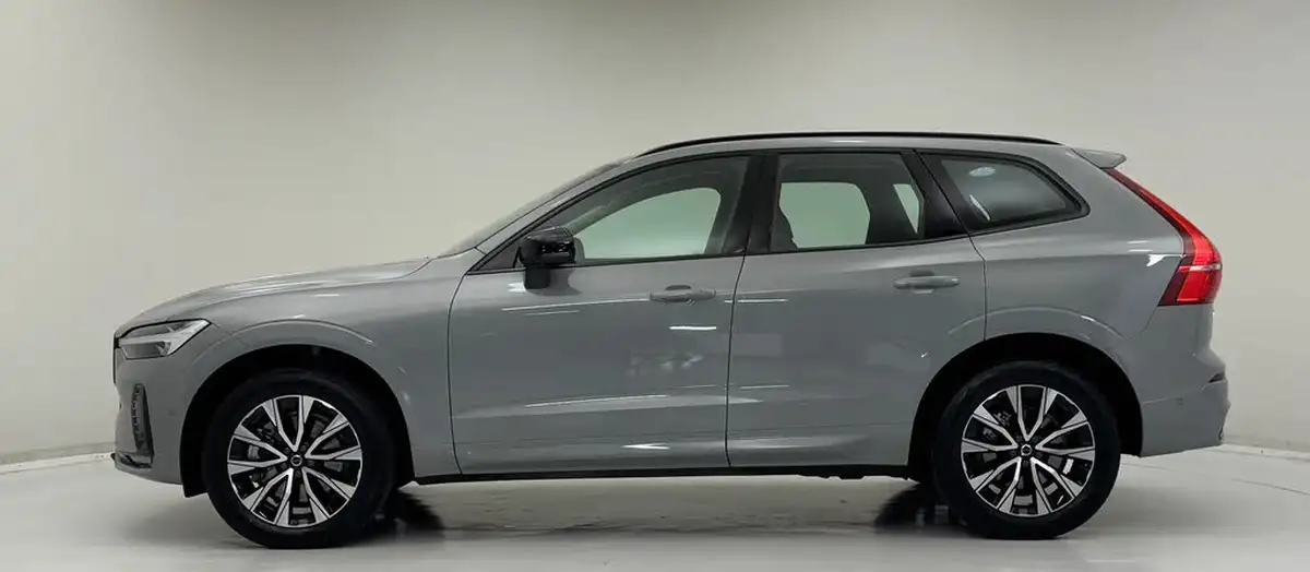 2023-volvo-xc60-20-b5-plus-big-3