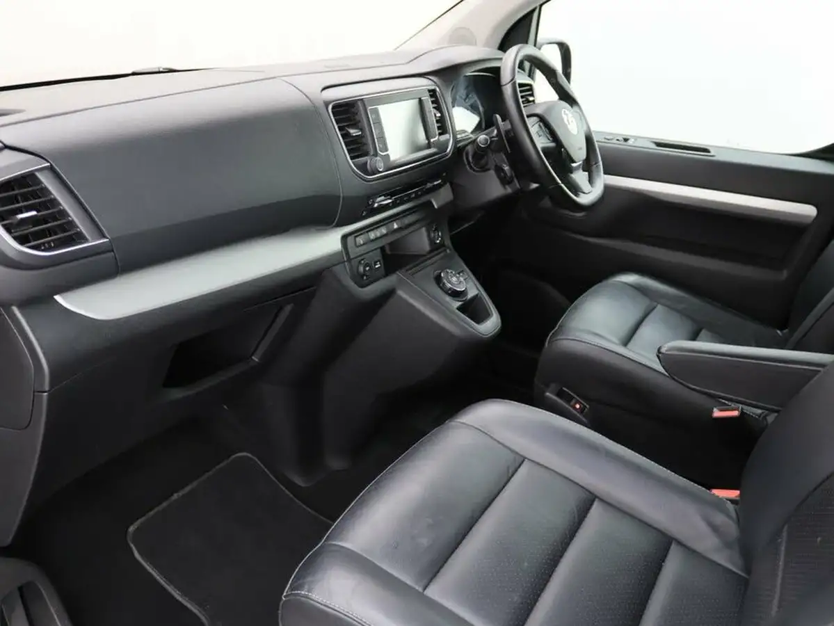 2021-vauxhall-vivaro-life-20td-elite-l-180ps-auto-big-26