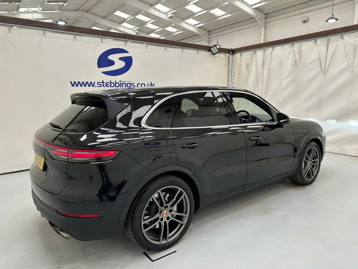 2018-porsche-cayenne-30-v6-s-big-9